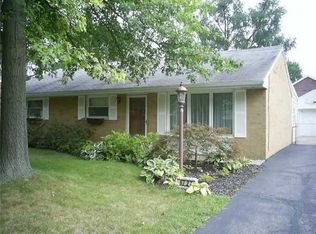 6727 Lincoln Green Rd, Holland, OH 43528
