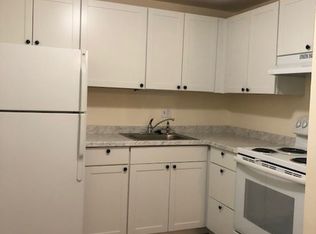 70 Madison St, Amesbury, MA 01913