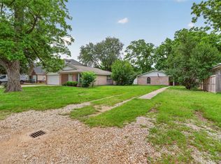 418 Texas St, Tomball, TX 77375