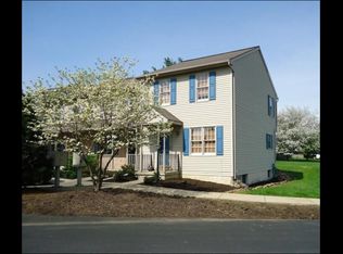 80 Diller Ave APT 1, New Holland, PA 17557