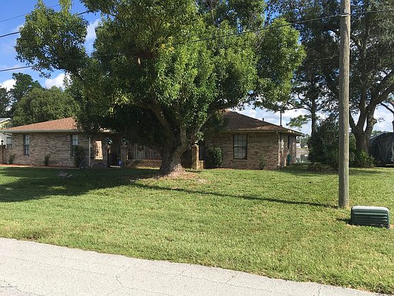 3rd image of 2422 Weatherford Dr