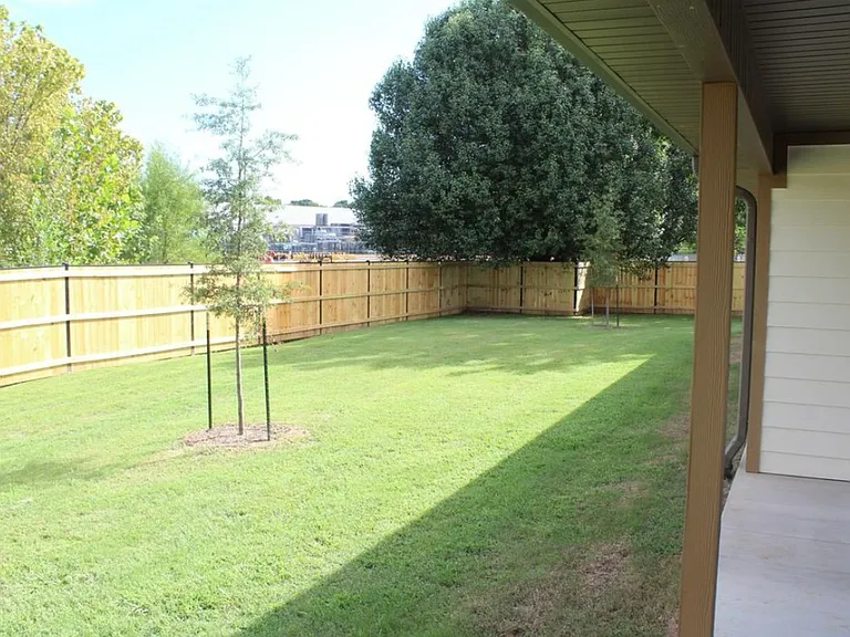 194 Old Farmington Rd — Photo 13