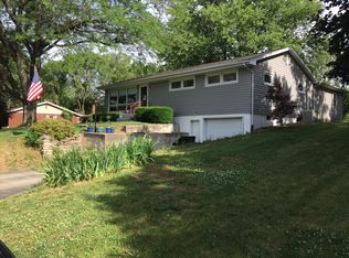 594 200th Ave, Monmouth, IL 61462