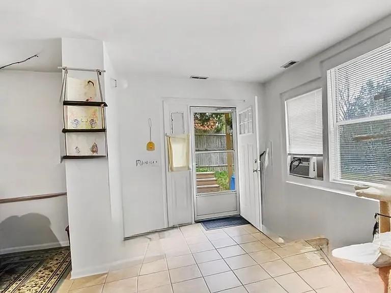 1507 Slaterville Rd — Photo 3