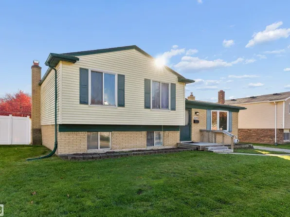 36344 Tarpon Dr, Sterling Heights, MI 48312