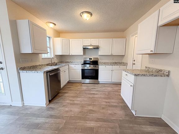 2nd image of 217 Branchview Dr