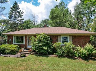 58 Elkmont Dr, Asheville, NC 28804