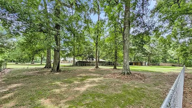 61258 N Military Rd — Photo 38