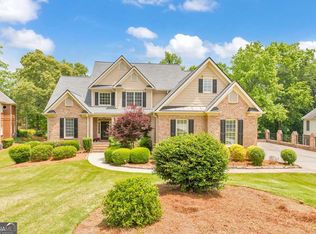 4621 Chartwell Chase Ct, Flowery Branch, GA