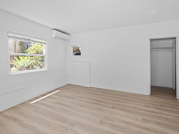 3rd image of 3971-73 Georgia St #3971