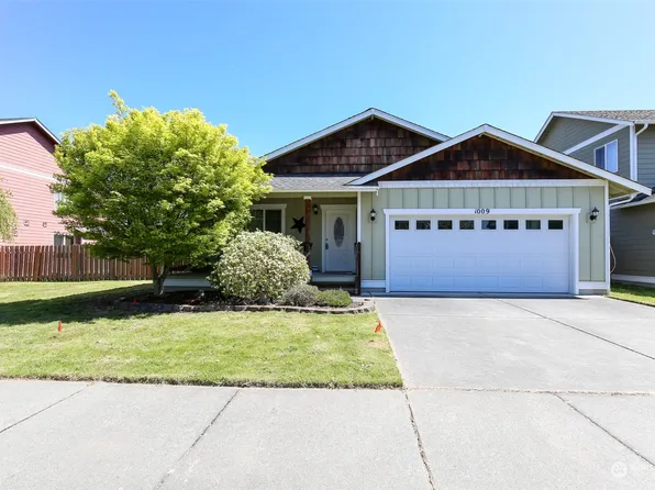 1009 NW Longview Drive, Oak Harbor, WA 98277