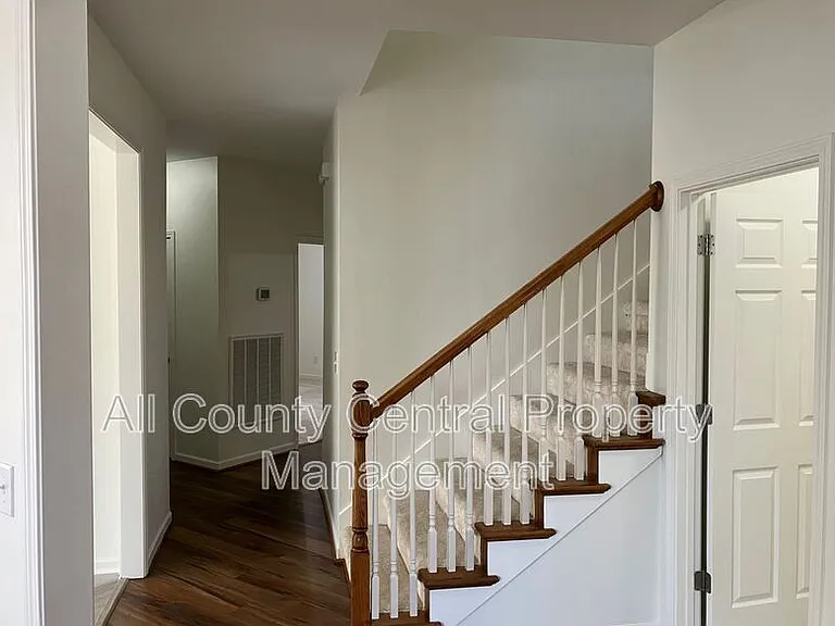 1001 Aronimink Dr — Photo 7