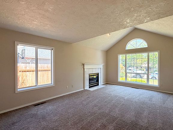 5th image of 7349 Oneil Rd NE