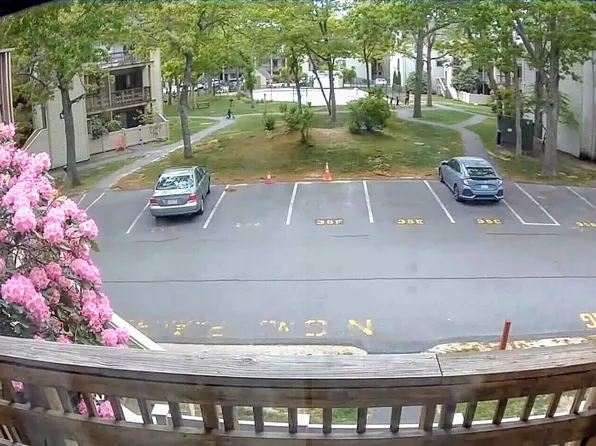 800 Bearses Way APT 3SE, Hyannis, MA 02601