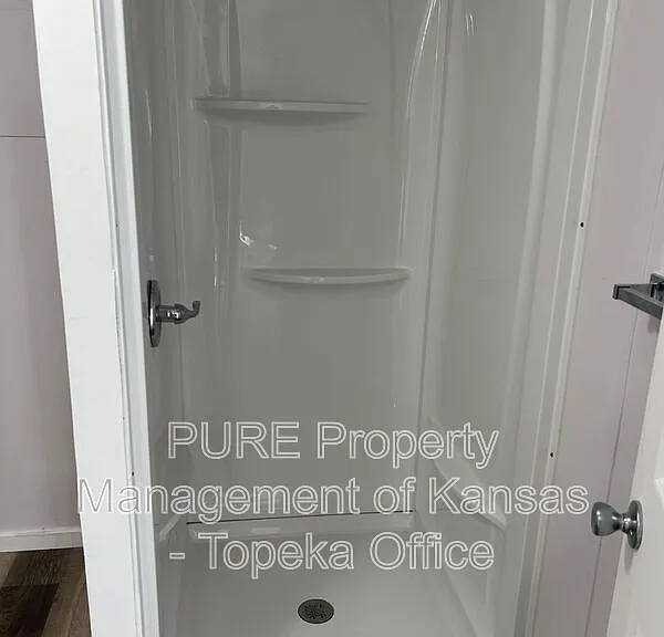 1208 Oak St #4 — Photo 4