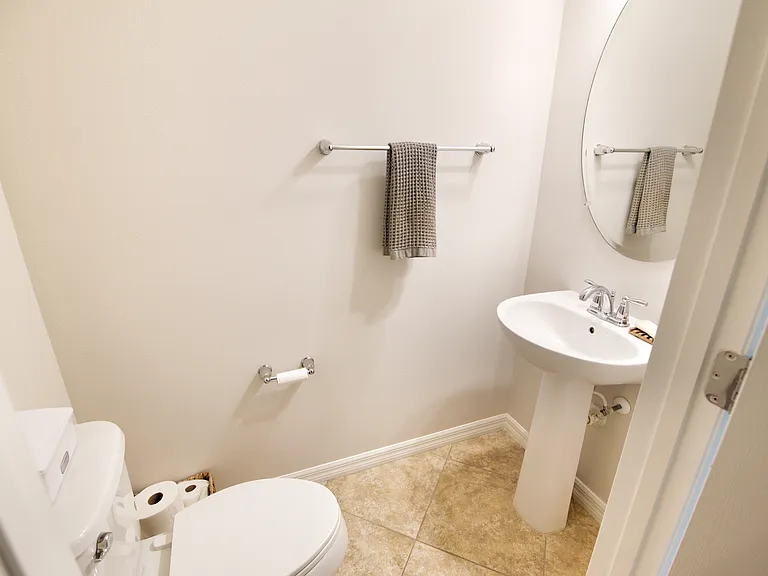 1057 Normandie Way — Photo 9
