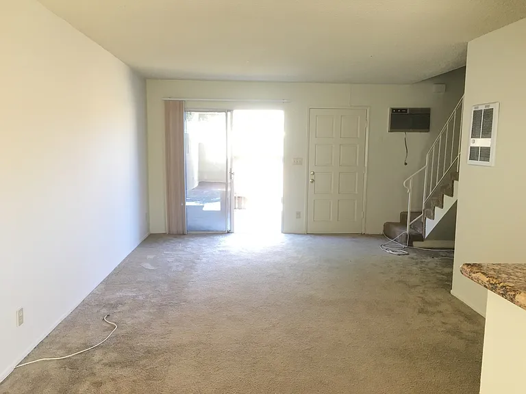 4171 Howard Ave — Photo 9