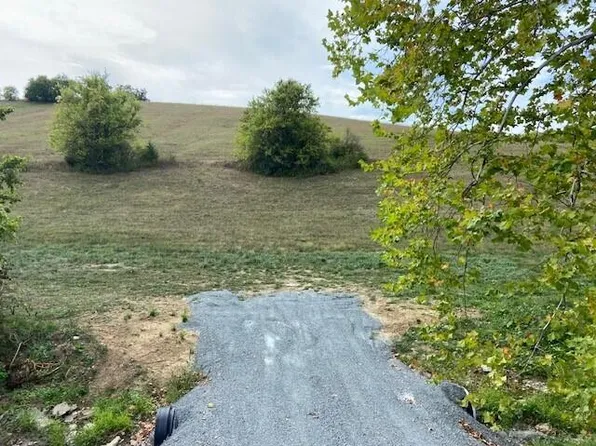 496 Old Ky #19, Brooksville, KY 41004