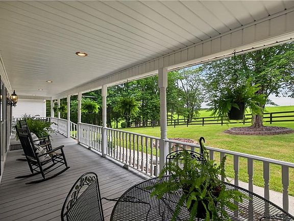 5th image of 2404 Corinth Poseyville Rd