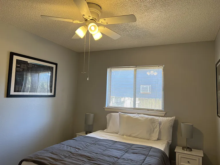 2401 Laramie Trl #A — Photo 14