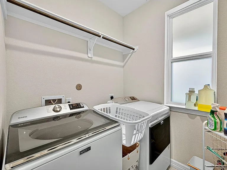 24607 Carleton Lake Ln — Photo 30