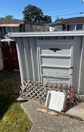 3rd image of 11750 S Homan Ave Trailer 72