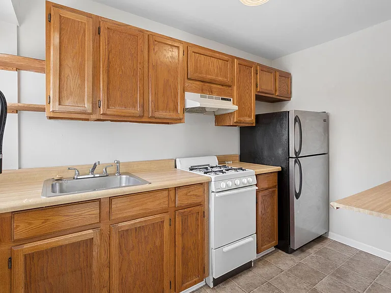407 Cinnaminson Ave #5 — Photo 5
