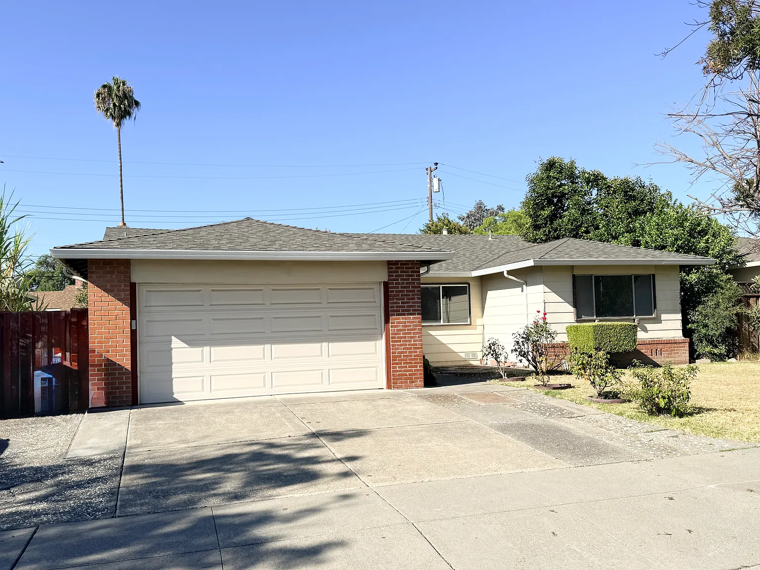 4 bed, 1684 sqft, $4,500 — Photo 1