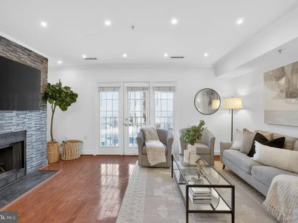 3805 Porter St NW APT 201, Washington, DC 20016