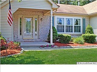 1st image of 408 Lily Ct