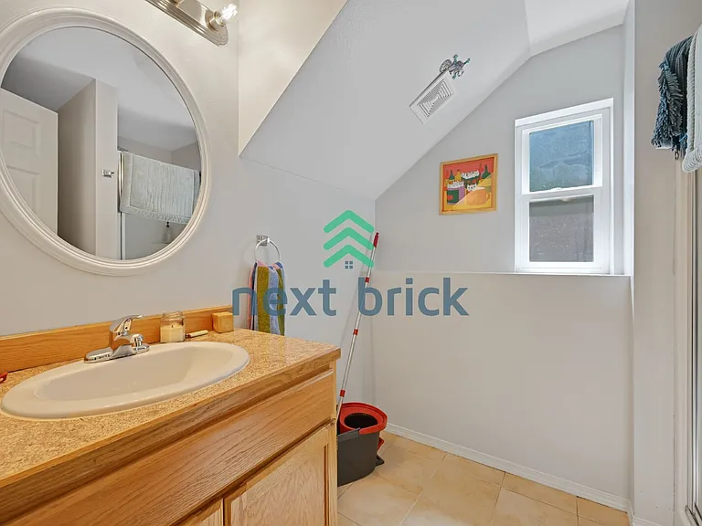 4084 Letitia Ave S — Photo 19