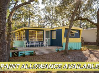112 NE 75th St, Oak Island, NC 28465