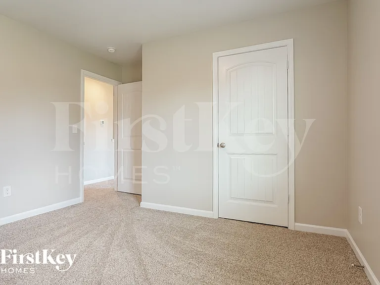 12572 Downing Dr — Photo 8