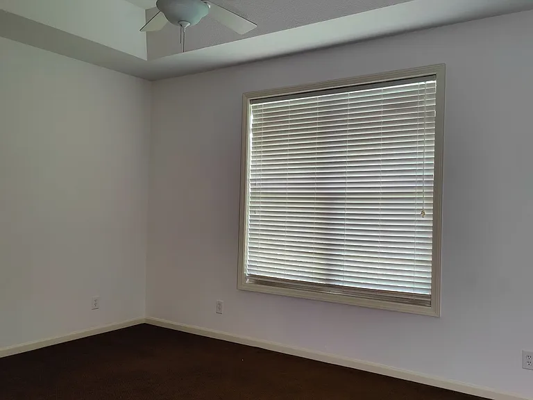 204 White River Dr #204 — Photo 10
