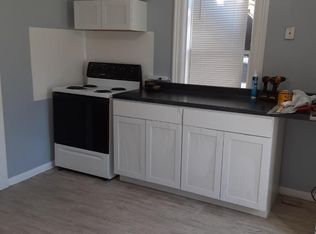 114 Kalamo St, Olivet, MI 49076