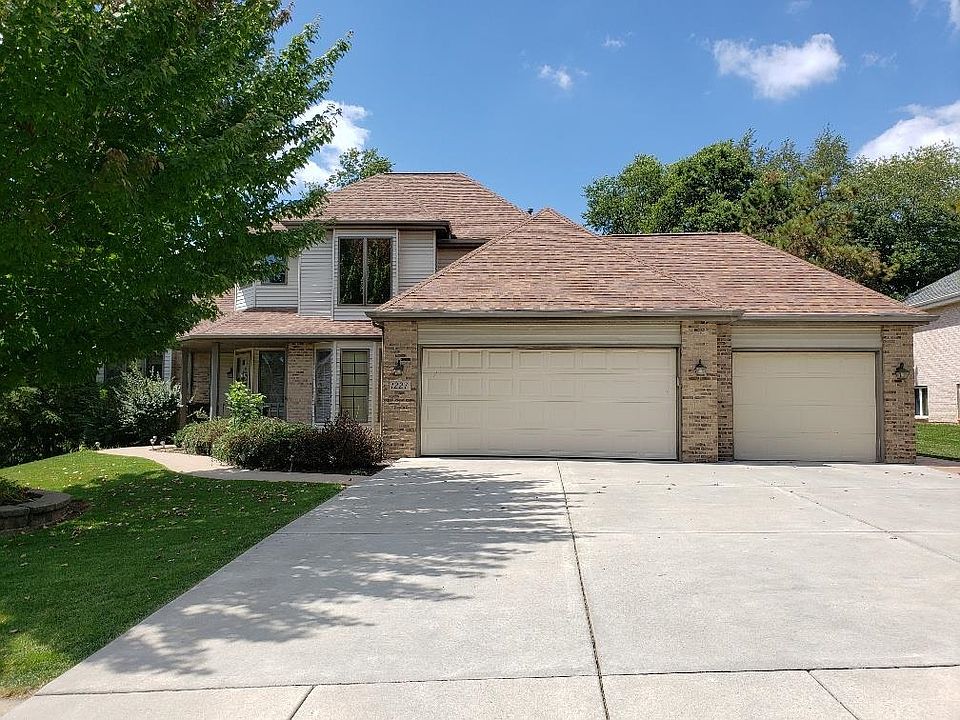 1st image of 1227 Stony Creek Way