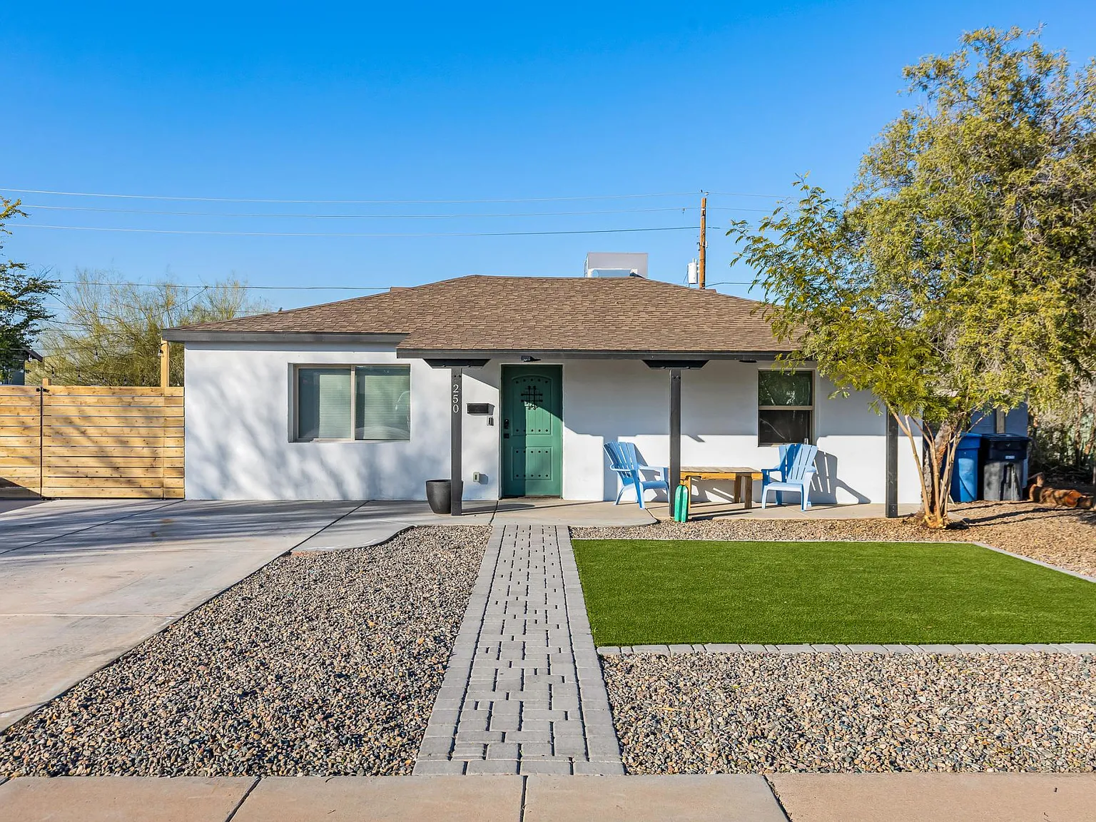 250 W Tulsa St — Photo 3