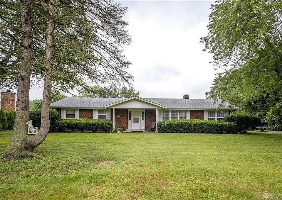 1st image of 2573 Celia Dr