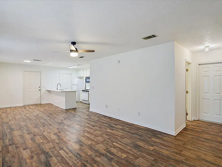 161 Vernon Jones Ave #103B — Photo 22