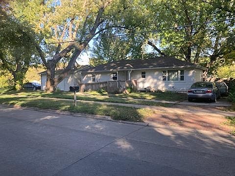 1st image of 1005 N Linn St