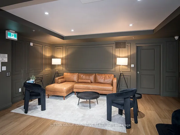 153 Wilson St W #105 — Photo 45