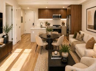 36 India St #4E, Brooklyn, NY 11222