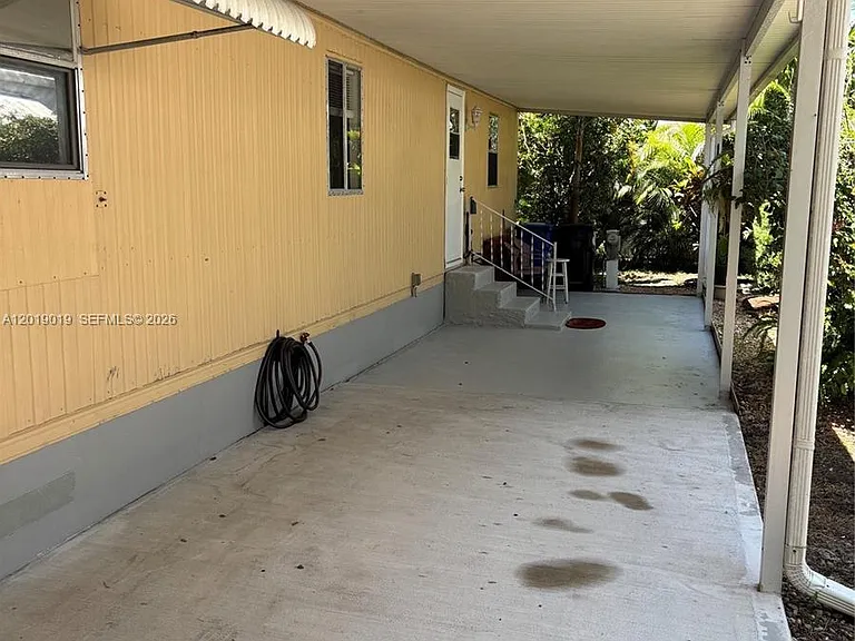 2939 W Marina Dr #- — Photo 18