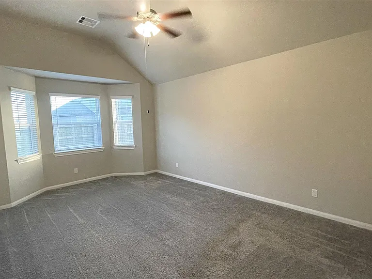 5802 Golden Peak Ln — Photo 12