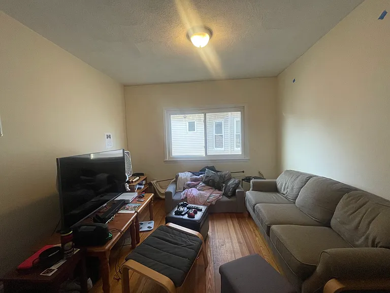 229 Boston Ave #2 — Photo 4