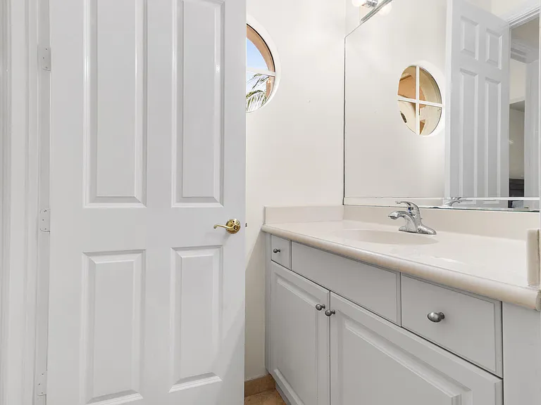544 Edgebrook Ln — Photo 37