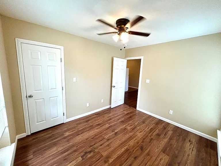 1222 Fenfield Ave #2 — Photo 8