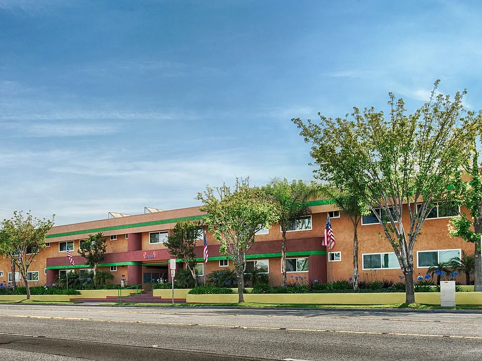 Flamingo Apartments