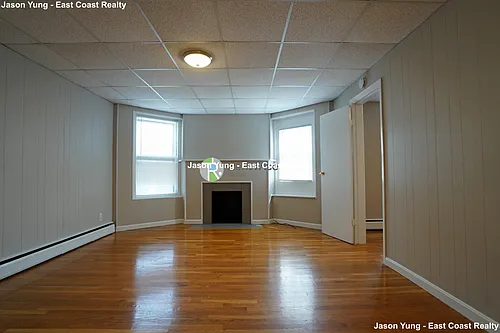 1055 Beacon St #6 Photo 1