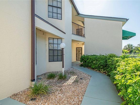 2nd image of 17210 Terraverde Cir APT 4